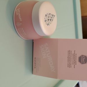 Boxycharm Saturday Skin Moisturizer Skin Cream